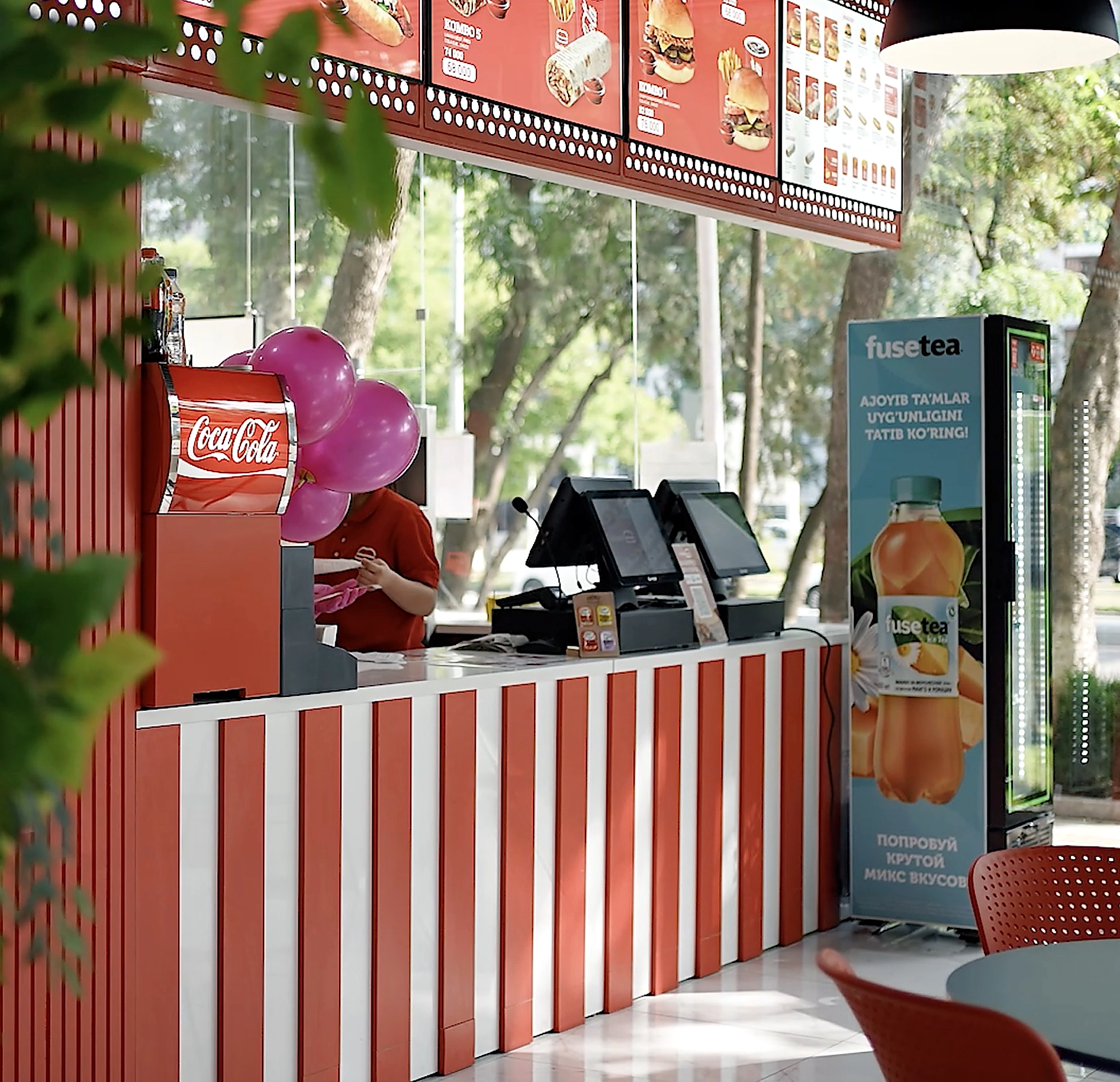 UNITED BURGER — современный мебель для fast food ресторана